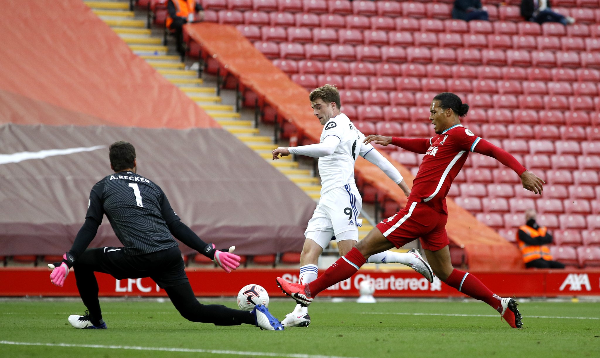 即使运作上 即使运作上