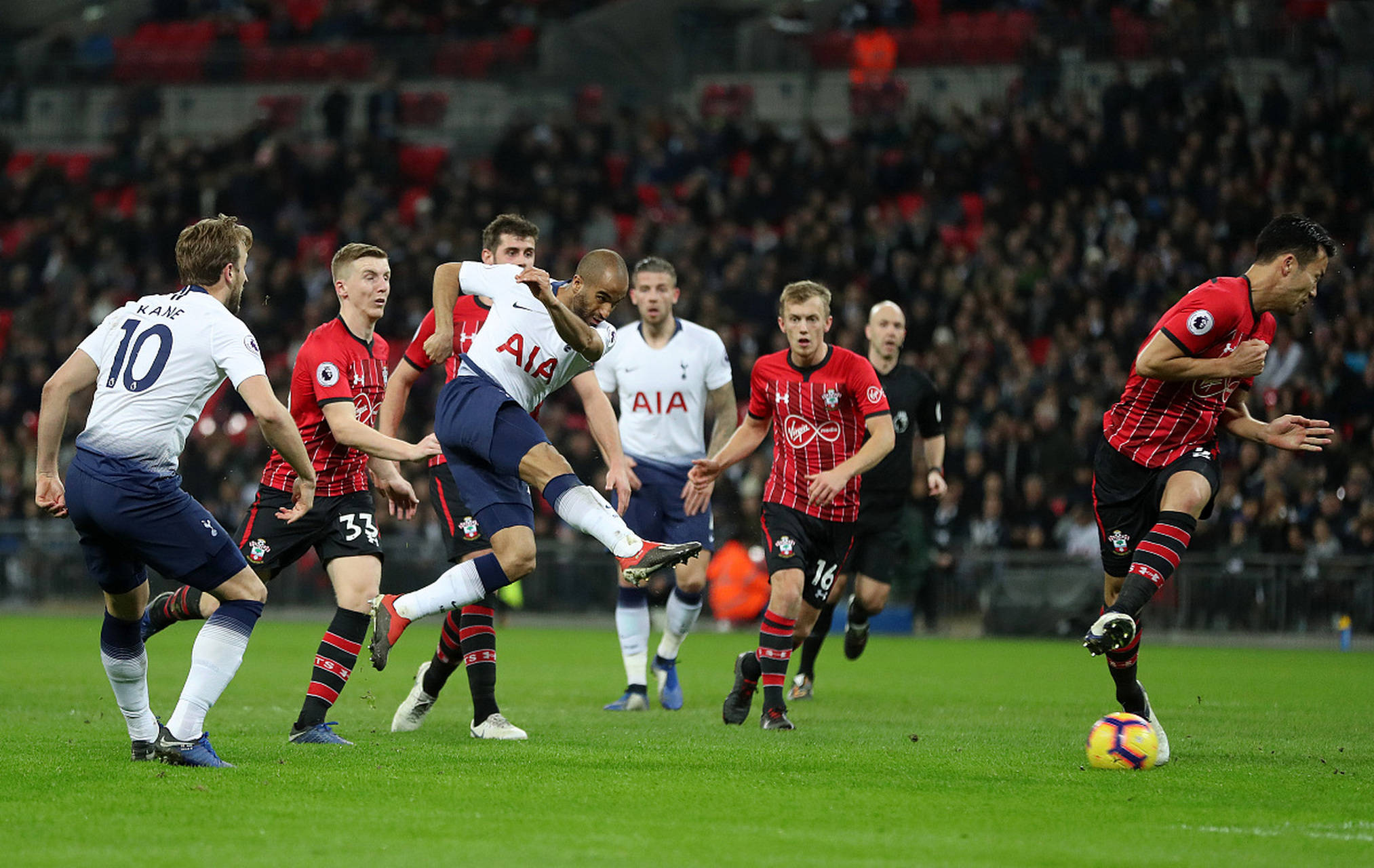 他不仅仅是 他不仅仅是